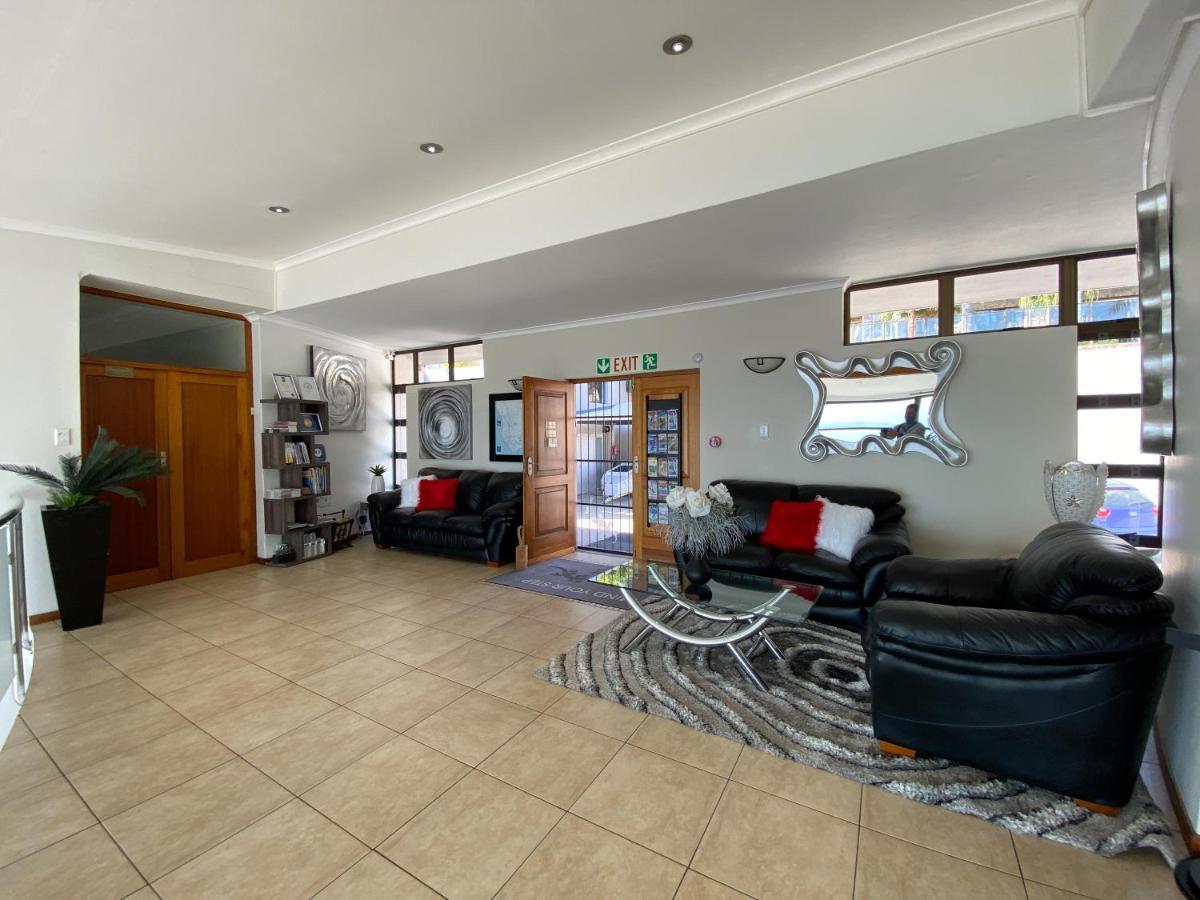 Bar-t-nique Guest House Mossel Bay Extérieur photo