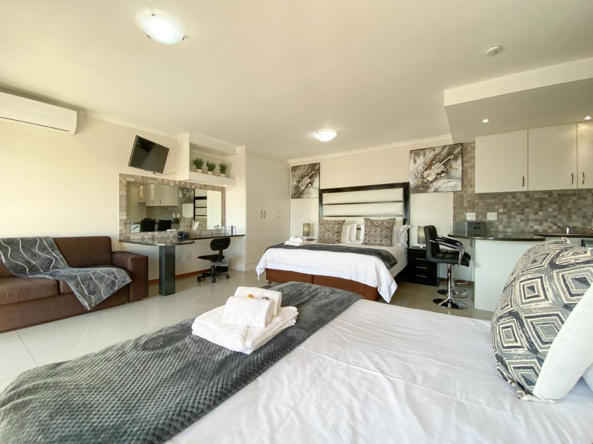 Bar-t-nique Guest House Mossel Bay Extérieur photo