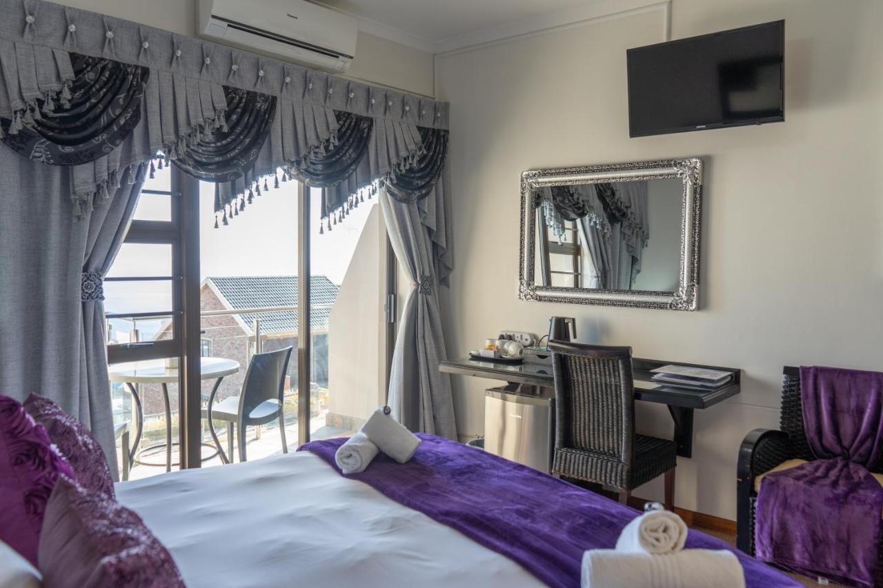 Bar-t-nique Guest House Mossel Bay Extérieur photo