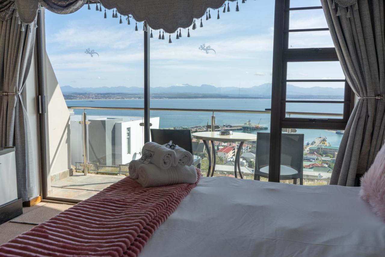 Bar-t-nique Guest House Mossel Bay Extérieur photo